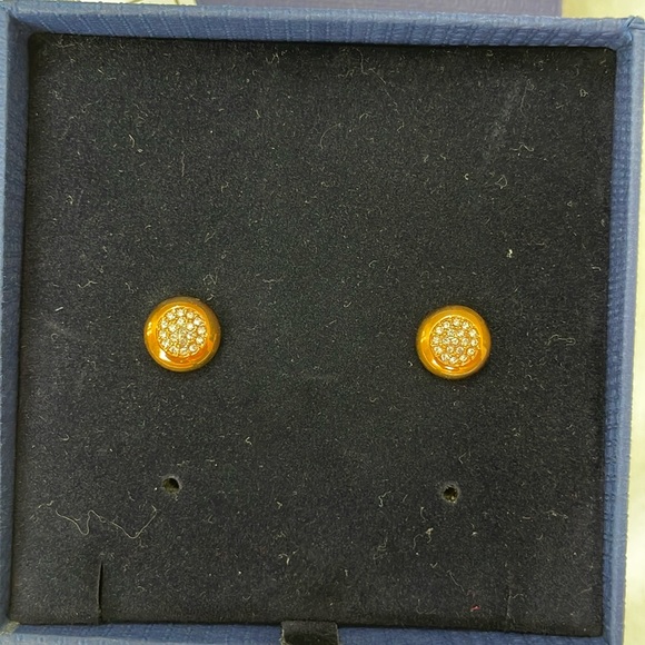 Swarovski Stud earrings - Picture 2 of 5